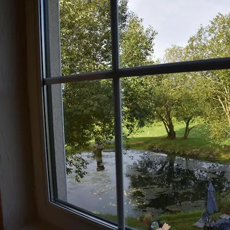 Du Cheval Blanc D'houmont Daire Sainte-Ode